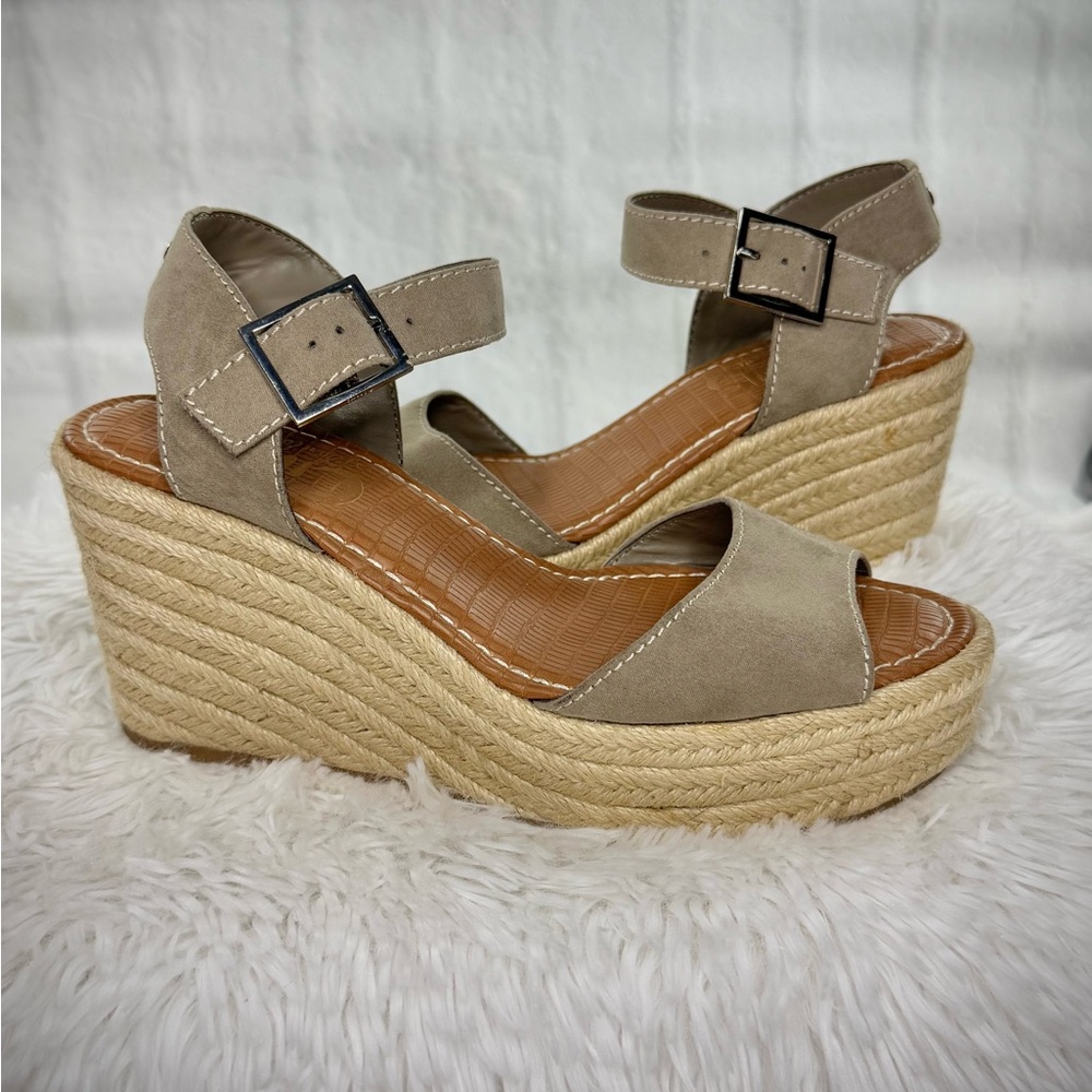 Circus by Sam Edelman Tan Wedges